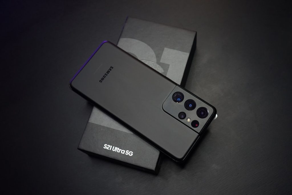 Samsung Galaxy Z Fold 8 wide foldable phone design